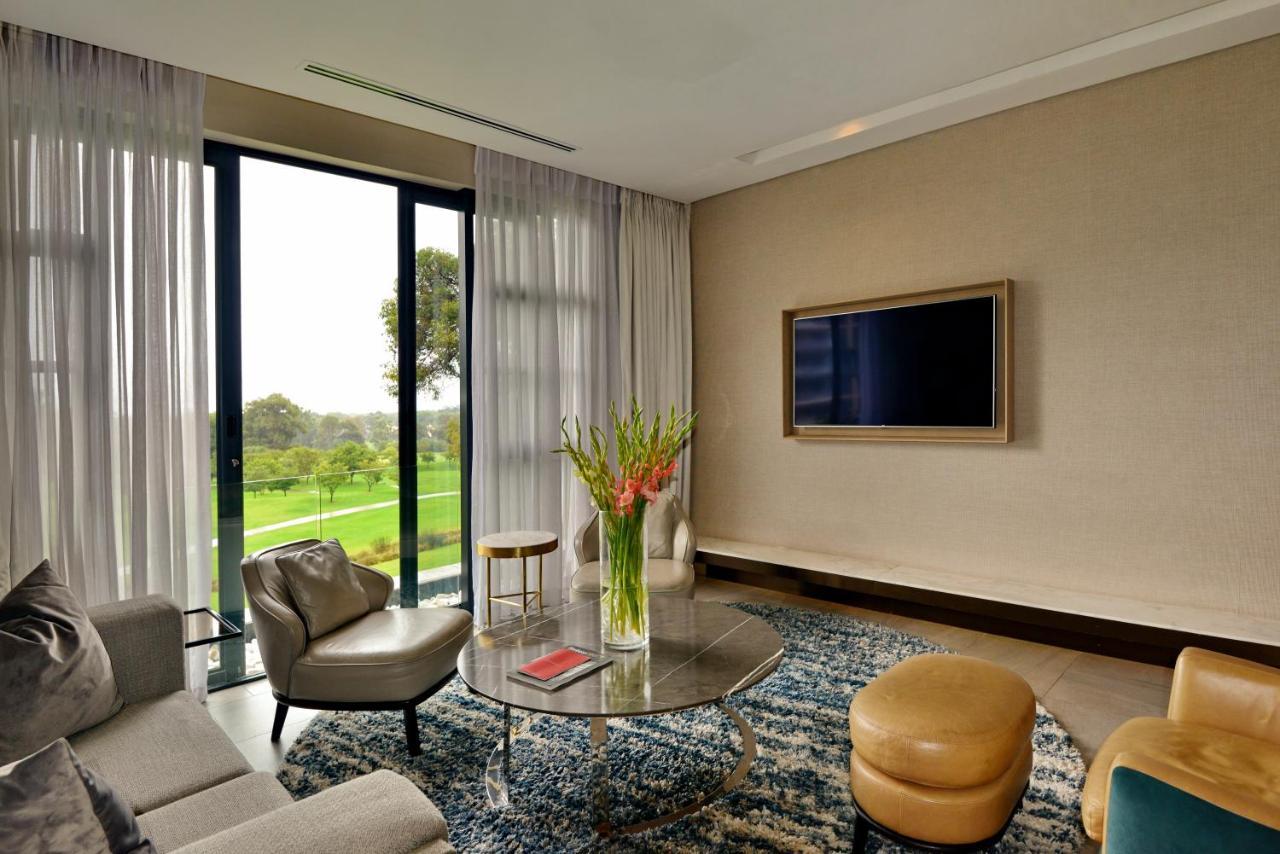 The Houghton Hotel, Spa, Wellness & Golf Johannesburg Room photo Living room